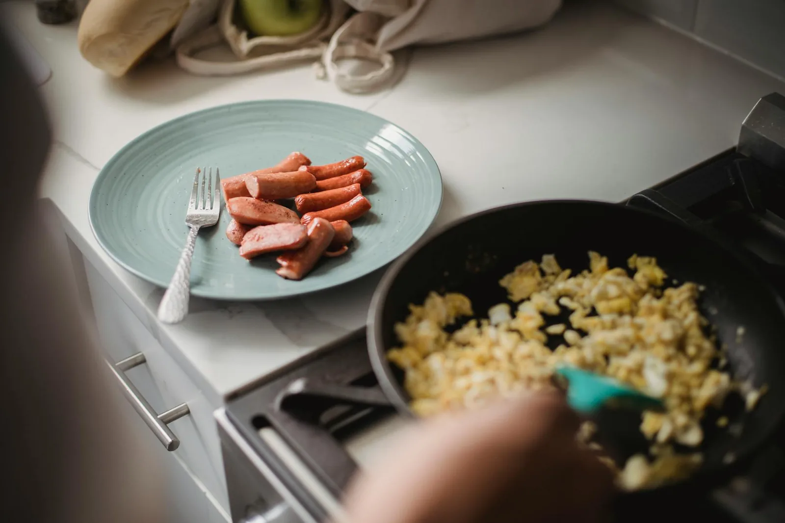 Proteiinipitoinen ateria tukee lihasmassan kasvua ja palautumista